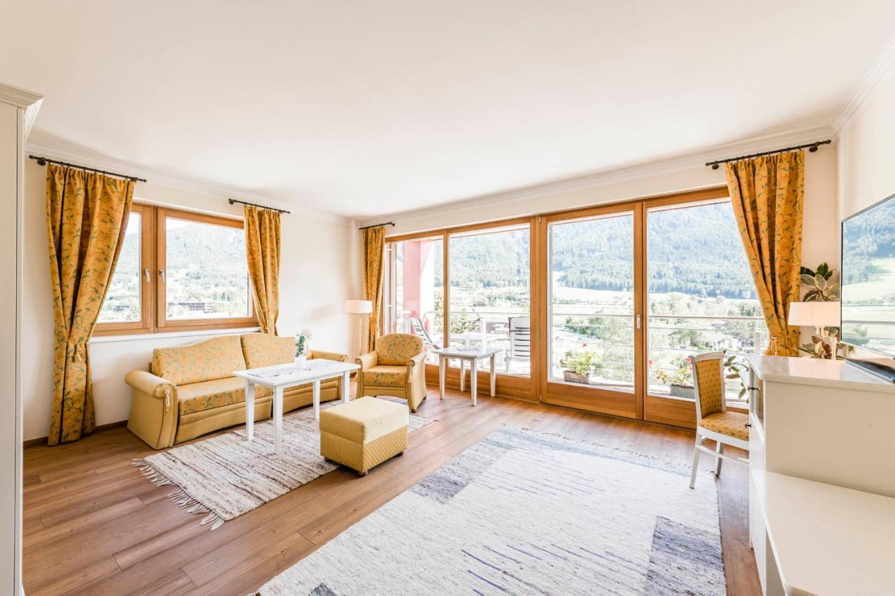 Hotel Olympia Brunico Bagian luar foto